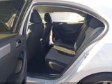 VOLKSWAGEN JETTA 1.4T S 3VW2B7AJ9JM208490 photo