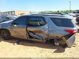 CHEVROLET TRAVERSE RS 1GNEVJKW3KJ272772 photo