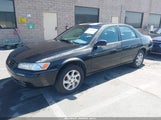 TOYOTA CAMRY CE 4T1BG22K4XU574050 fotografie