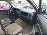 JEEP PATRIOT LIMITED 1J4FT48B19D172049 снимка