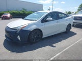 TOYOTA PRIUS FOUR TOURING JTDKARFU4H3051645 снимка