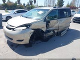 TOYOTA SIENNA LE 5TDZK23C37S028658 снимка