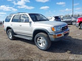 TOYOTA 4RUNNER SR5 V6 JT3HN86RXW0187219 fotografie