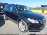 VOLKSWAGEN TIGUAN S/SE/SEL/WOLFSBURG EDITION WVGBV9AXXAW508867 photo