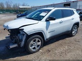JEEP COMPASS LATITUDE 4X4 3C4NJDBN9PT561829 снимка