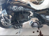 HARLEY-DAVIDSON FLHTP POLICE ELECTRA GLIDE 1HD1FMM16EB618236 снимка
