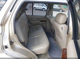 INFINITI QX4 JNRAR07Y8YW081943 fotografie