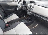 TOYOTA YARIS LE JTDKTUD30DD563270 снимка