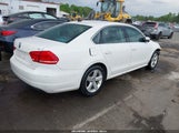 VOLKSWAGEN PASSAT 2.5L SE 1VWBH7A36DC110720 снимка