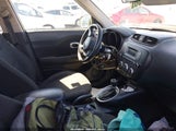 KIA SOUL KNDJN2A29E7707596 fotografie