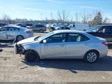 TOYOTA COROLLA LE 2T1BURHE0FC233733 fotografie