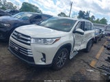 TOYOTA HIGHLANDER XLE 5TDKZRFH1HS518921 снимка