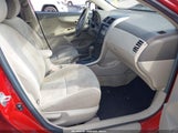 TOYOTA COROLLA LE 1NXBU40EX9Z089500 снимка