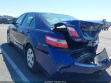 TOYOTA CAMRY LE 4T1BE46K07U090307 снимка