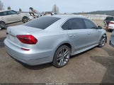VOLKSWAGEN PASSAT 1.8T R-LINE 1VWDT7A35HC015918 photo