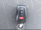 TOYOTA RAV4 XLE 2T3W1RFV9PC216483 снимка