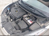 HYUNDAI ELANTRA LIMITED 5NPDH4AE5FH570745 снимка