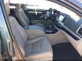TOYOTA HIGHLANDER XLE 5TDKZRFH4JS244328 снимка