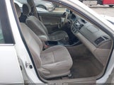 TOYOTA CAMRY LE 4T1BE32K33U219697 снимка