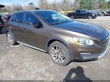 VOLVO V60 CROSS COUNTRY T5 YV4612HKXG1012098 photo