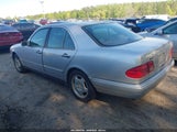 MERCEDES-BENZ E 430 WDBJF70F3WA627616 снимка