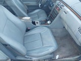 MERCEDES-BENZ E 430 WDBJF70F3WA627616 снимка