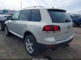 VOLKSWAGEN TOUAREG 2 V8 FSI WVGCB77L48D054191 fotografie