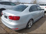VOLKSWAGEN JETTA GLI AUTOBAHN W/NAV 3VW4A7AJ9CM092254 photo