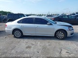 VOLKSWAGEN PASSAT 2.5L S 1VWAP7A31DC065040 снимка