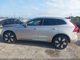 VOLVO XC60 RECHARGE PLUG-IN HYBRID T8 PLUS BRIGHT THEME YV4H60DE4P1278098 снимка