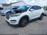 HYUNDAI TUCSON SE KM8J23A48HU430733 снимка