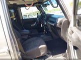Jeep Wrangler Unlimited Sahara 1C4HJWEG5EL143315 fotografie