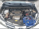 TOYOTA RAV4 XLE JTMRFREV9FD116331 fotografie
