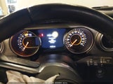JEEP WRANGLER UNLIMITED SAHARA 4X4 1C4HJXEN7LW235154 fotografie