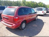 CHRYSLER TOWN & COUNTRY 1A4GP45R76B572053 снимка