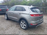 LINCOLN MKC PREMIERE 5LMCJ1C93HUL27435 снимка