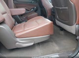 CHEVROLET SUBURBAN 1500 LTZ 1GNSKKKC4FR589913 снимка