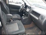 JEEP COMPASS SPORT 1C4NJDBBXED880505 снимка