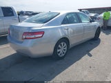 Toyota Camry Le 4T4BF3EK7AR042325 снимка