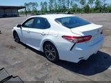 TOYOTA CAMRY SE 4T1B11HK7JU591886 fotografie