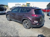 TOYOTA RAV4 XLE 2T3WFREV6JW430078 снимка
