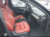 VOLVO XC40 T5 INSCRIPTION YV4162UL2K2077802 fotografie
