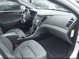 HYUNDAI SONATA HYBRID KMHEC4A48EA113990 снимка