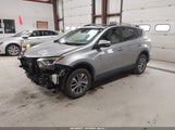 TOYOTA RAV4 HYBRID XLE JTMRJREV7JD229086 снимка