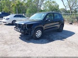VOLKSWAGEN TIGUAN 2.0T/2.0T S WVGAV7AX5HK048843 photo