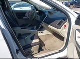 Volvo Xc60 T6/T6 R-Design YV4992DZ0A2096832 снимка