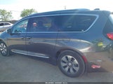 CHRYSLER PACIFICA HYBRID PLATINUM 2C4RC1N72HR723781 снимка