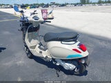 VESPA PRIMAVERA ZAPCD06B5R5100281 снимка