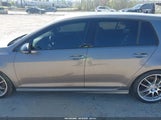 VOLKSWAGEN GOLF R 4-DOOR W/DCC NAVIGATION WVWVF7AU5HW015469 fotografie