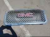 GMC SIERRA 3500HD DENALI 1GT424E82FF147394 снимка